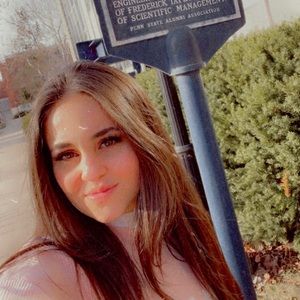 Meet your Posher, Samantha